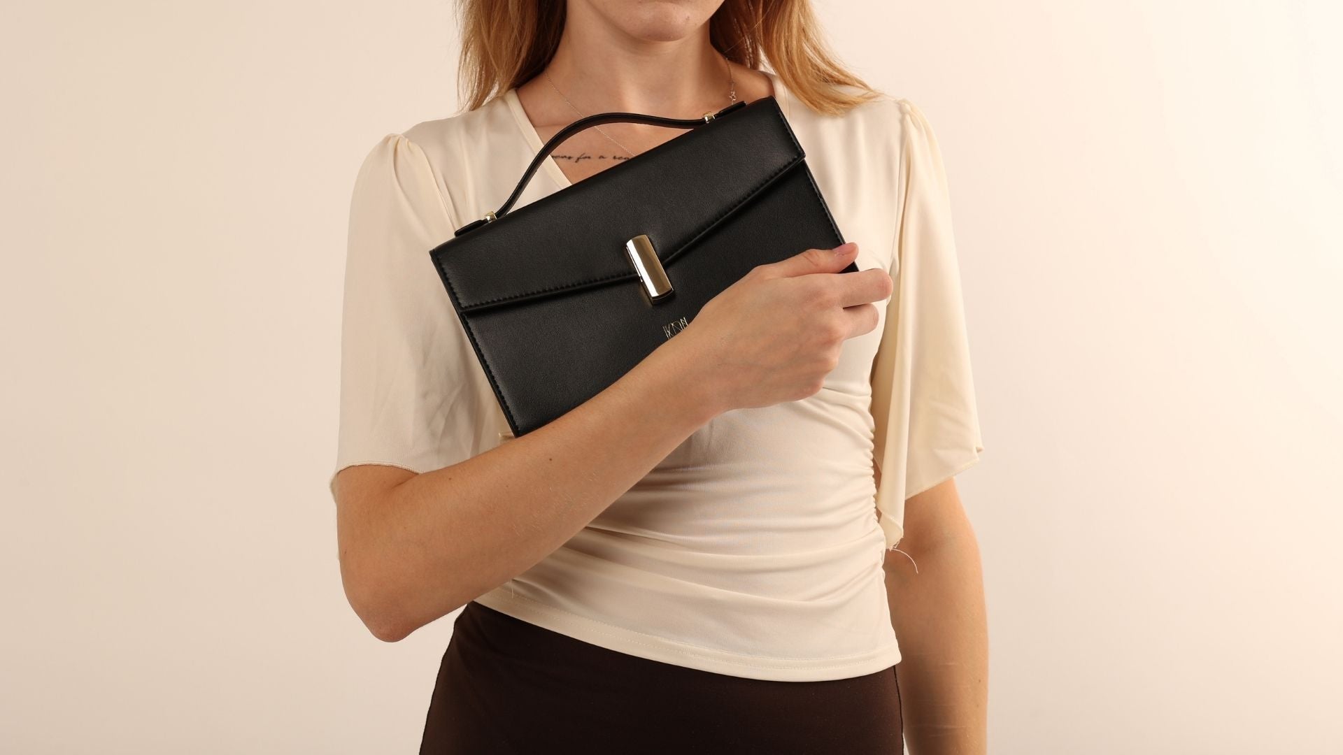 Black Vegan leather Shoulder bag with chain