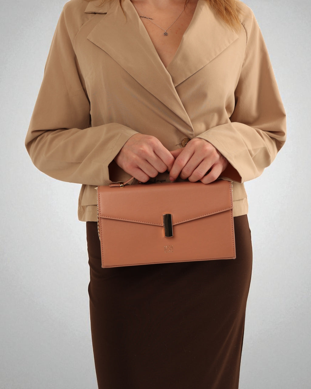 Desert Rose handbag with gold chain 