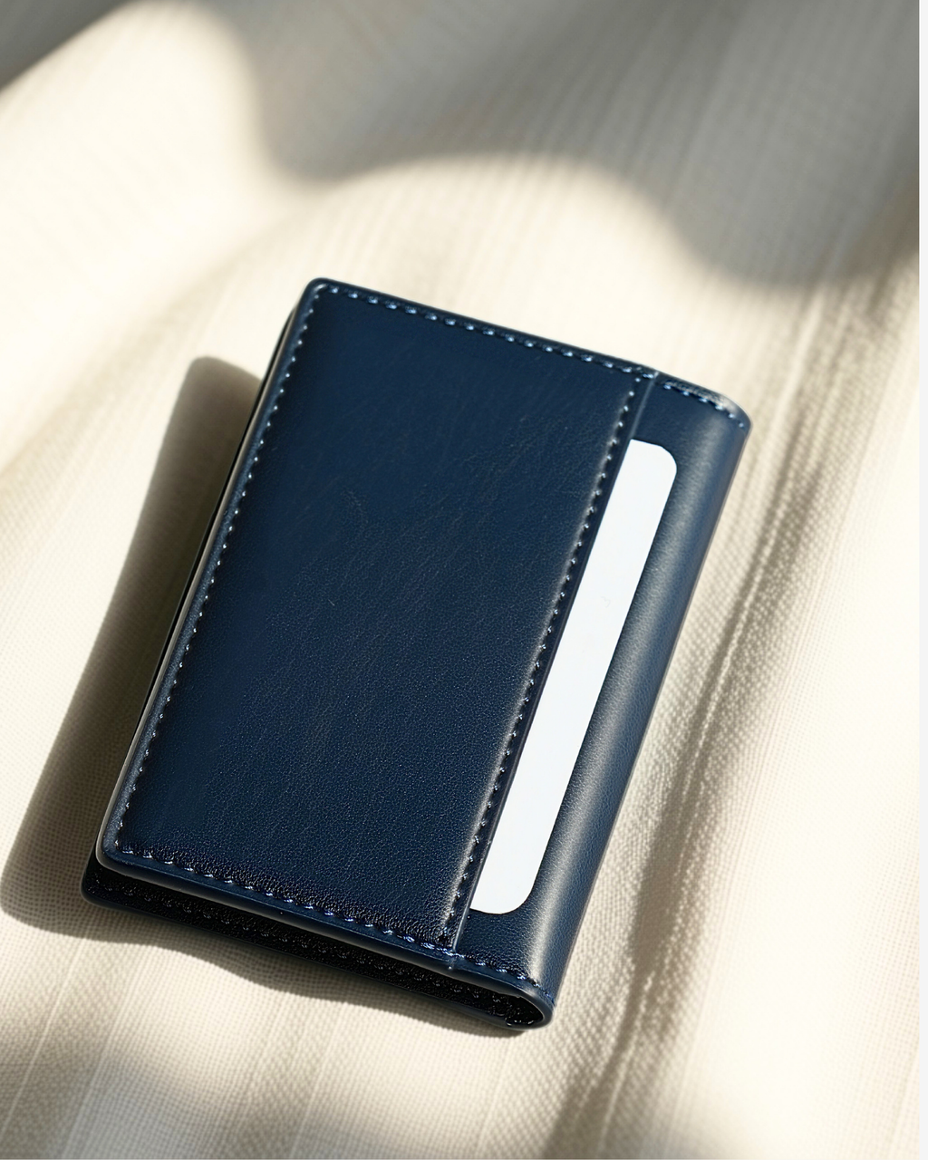Apple Leather Card Wallet for Men Coastal Blue