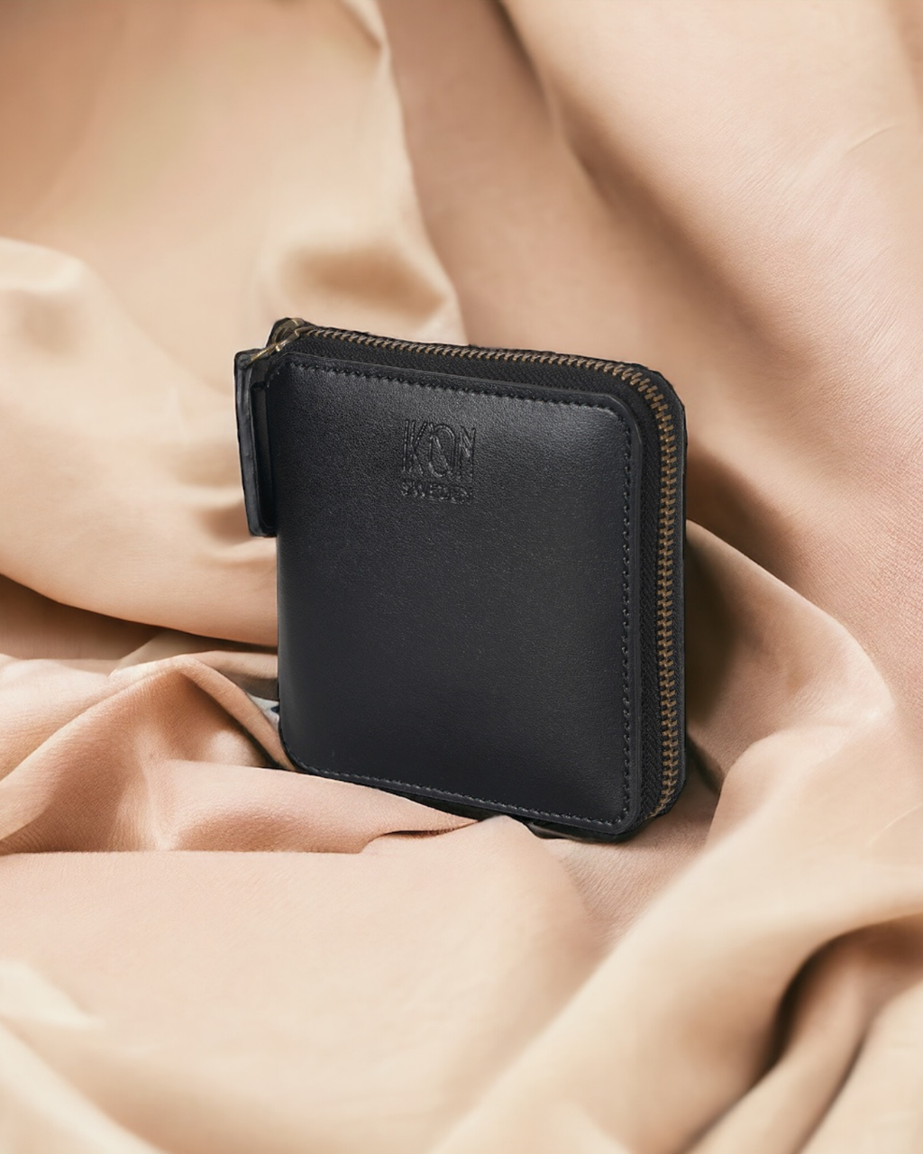 Black Small zip wallet