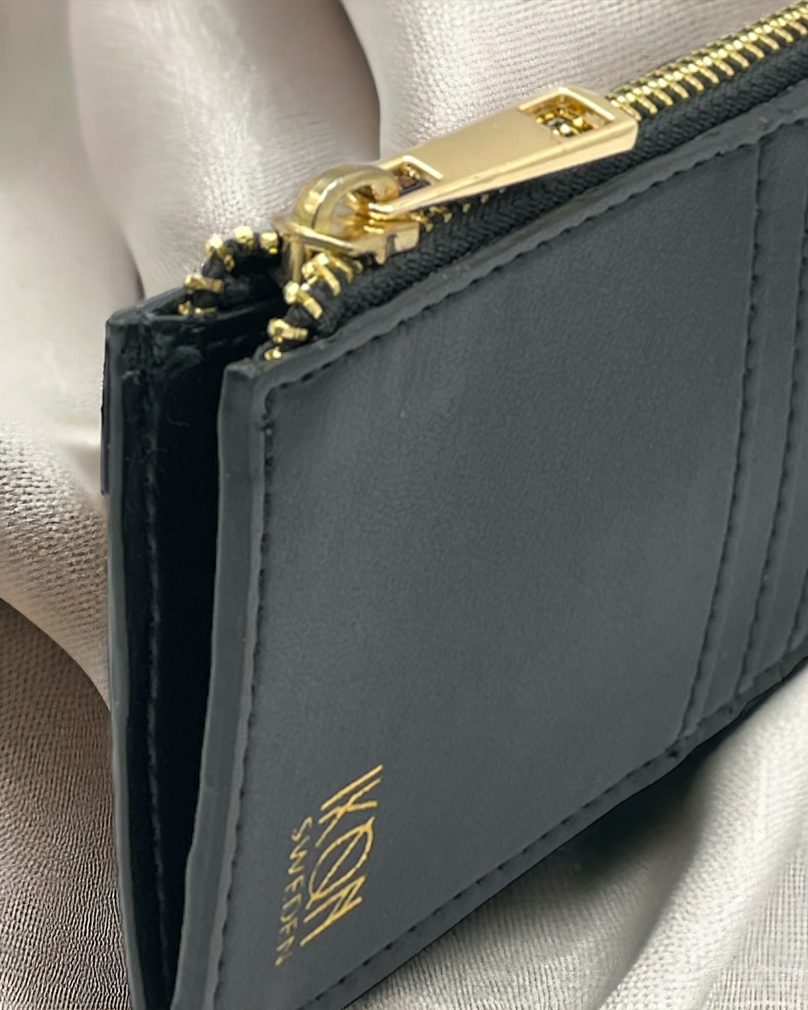 Black Zipper card holder