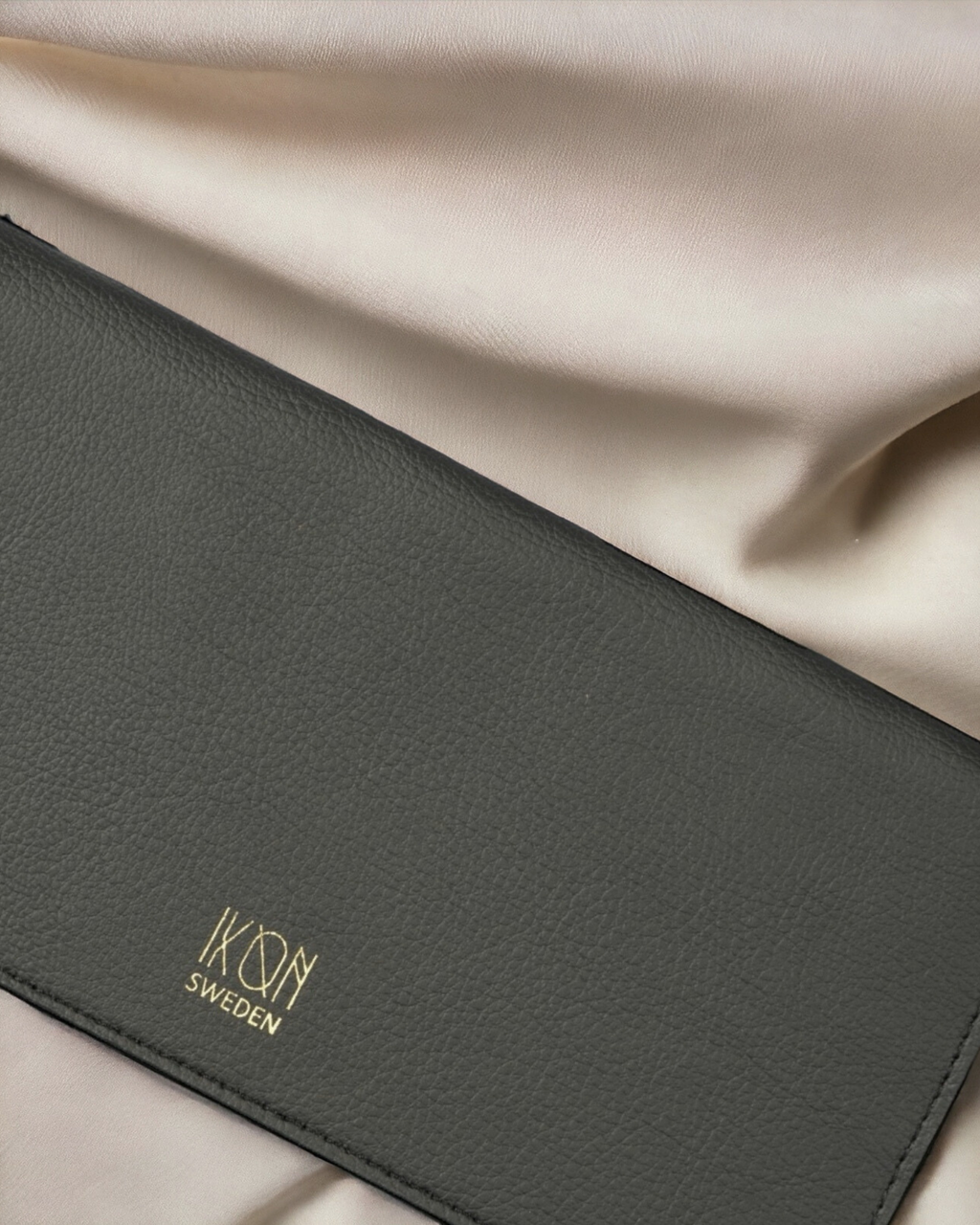 Black cactus leather women wallet