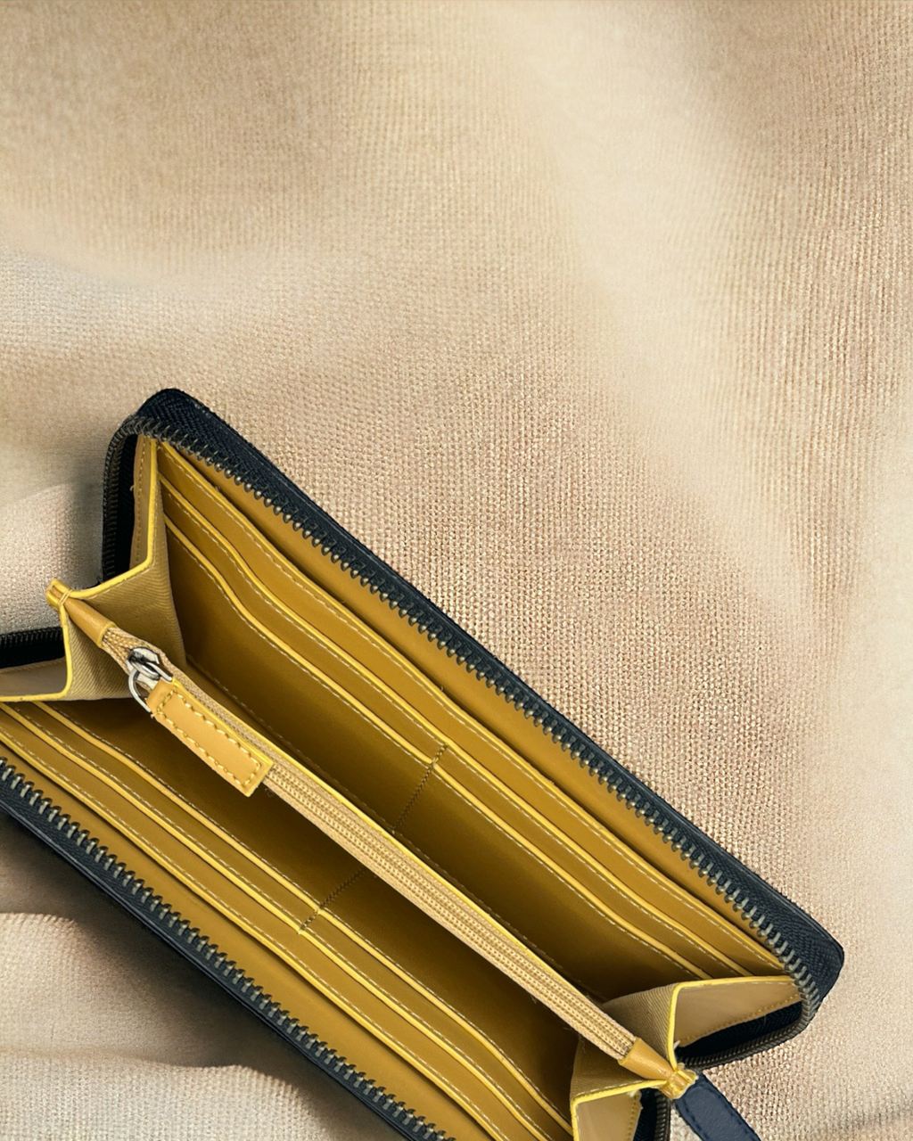 Coastal Blue Long leather zip wallet