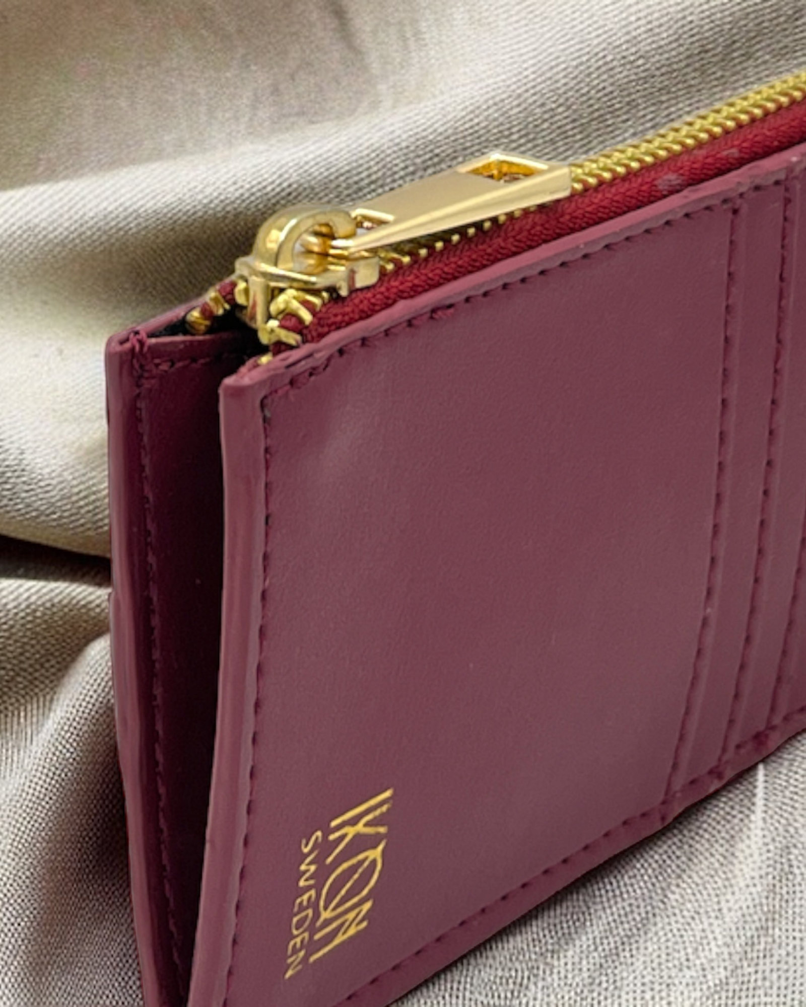 Wine Red Zipper card holder